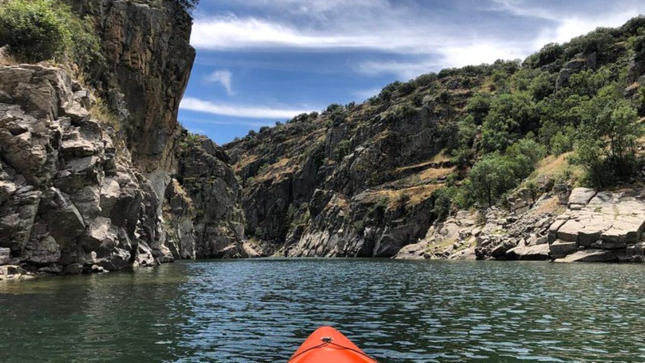 El Lago Cervera de Buitrago Kültér fotó